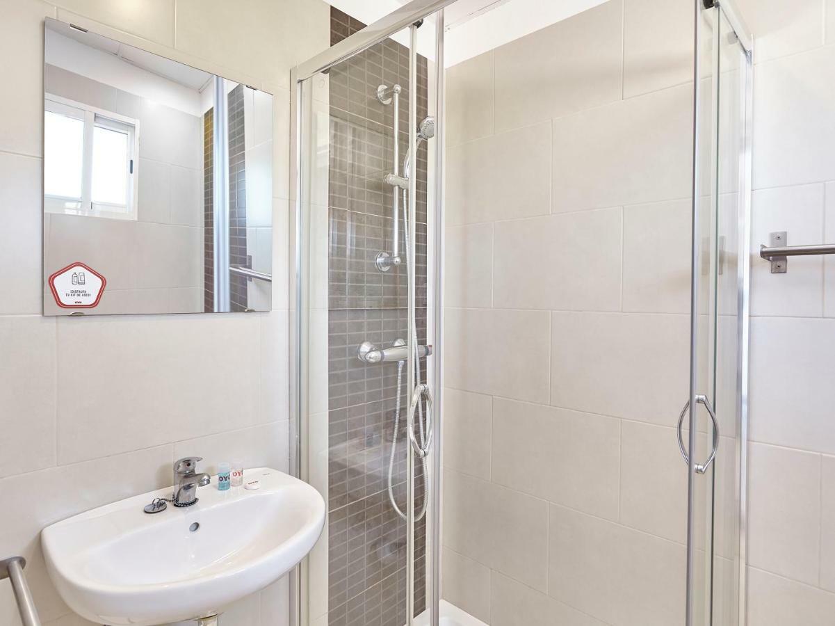 Hostal Mas Ferrer Cornella de Terri Exterior photo
